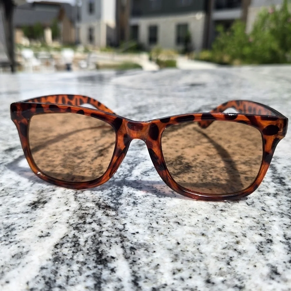 Unbranded Women's Sunglasses Good Condition